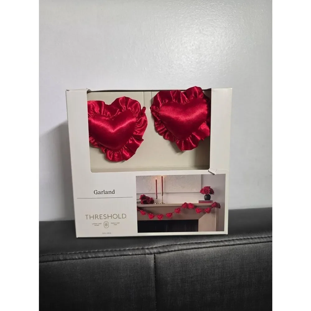 NWT Threshold Target 2026 Valentine's Day Red raffled satin Heart Garland 72in